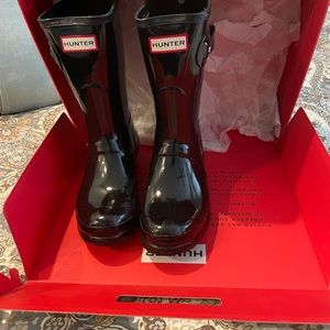 HUNTER rain boots